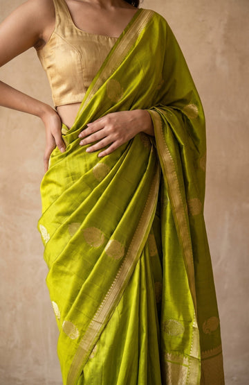 15 Saree Draping Styles That Will Change How You Wear a Saree | Mavuris