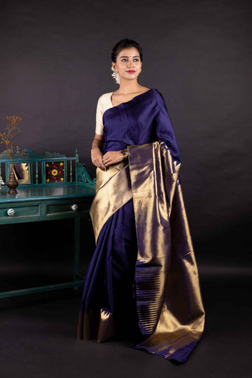 Top 10 Christmas Saree Picks for a Stylish 2025 Celebration