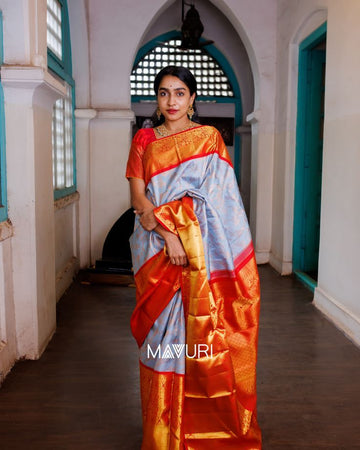 Modern Twist to Traditional Gujarati Saree Draping