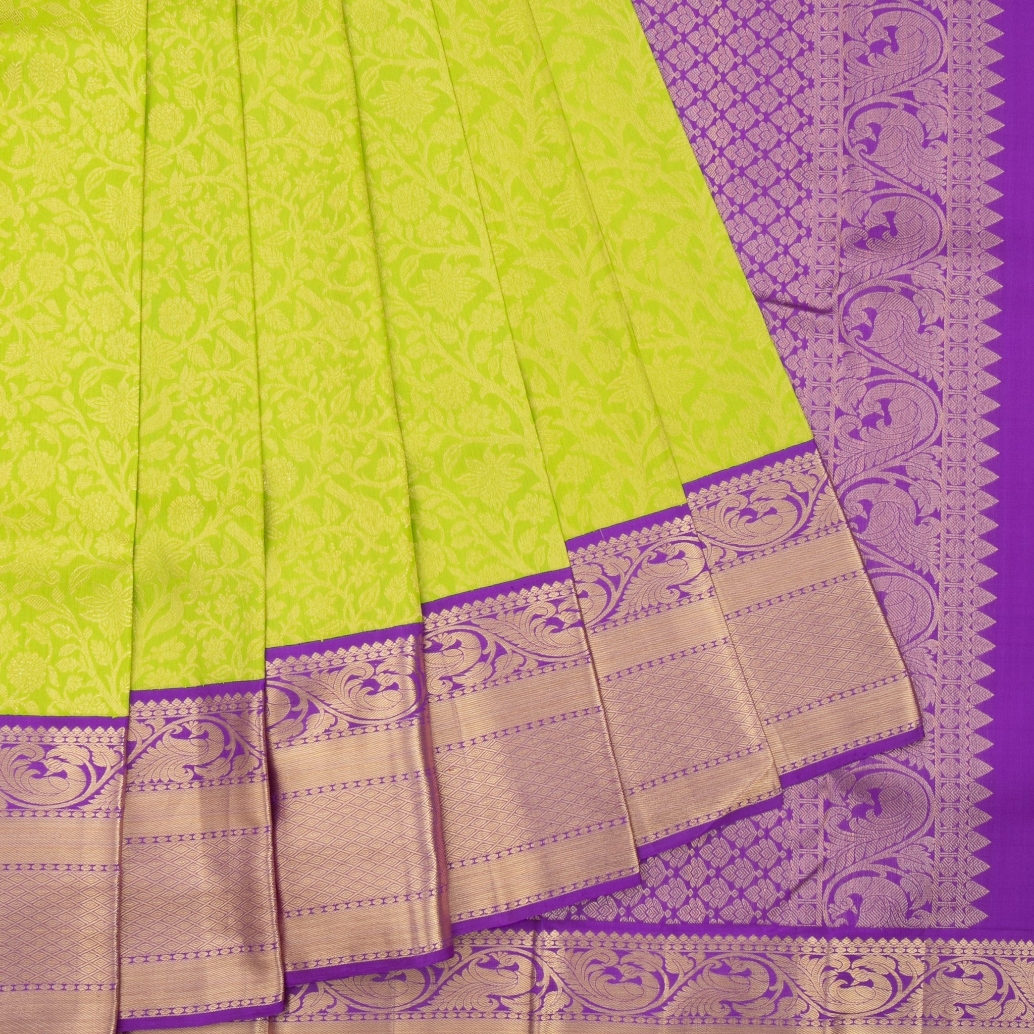 Parrot Green Kanchipuram Silk Saree