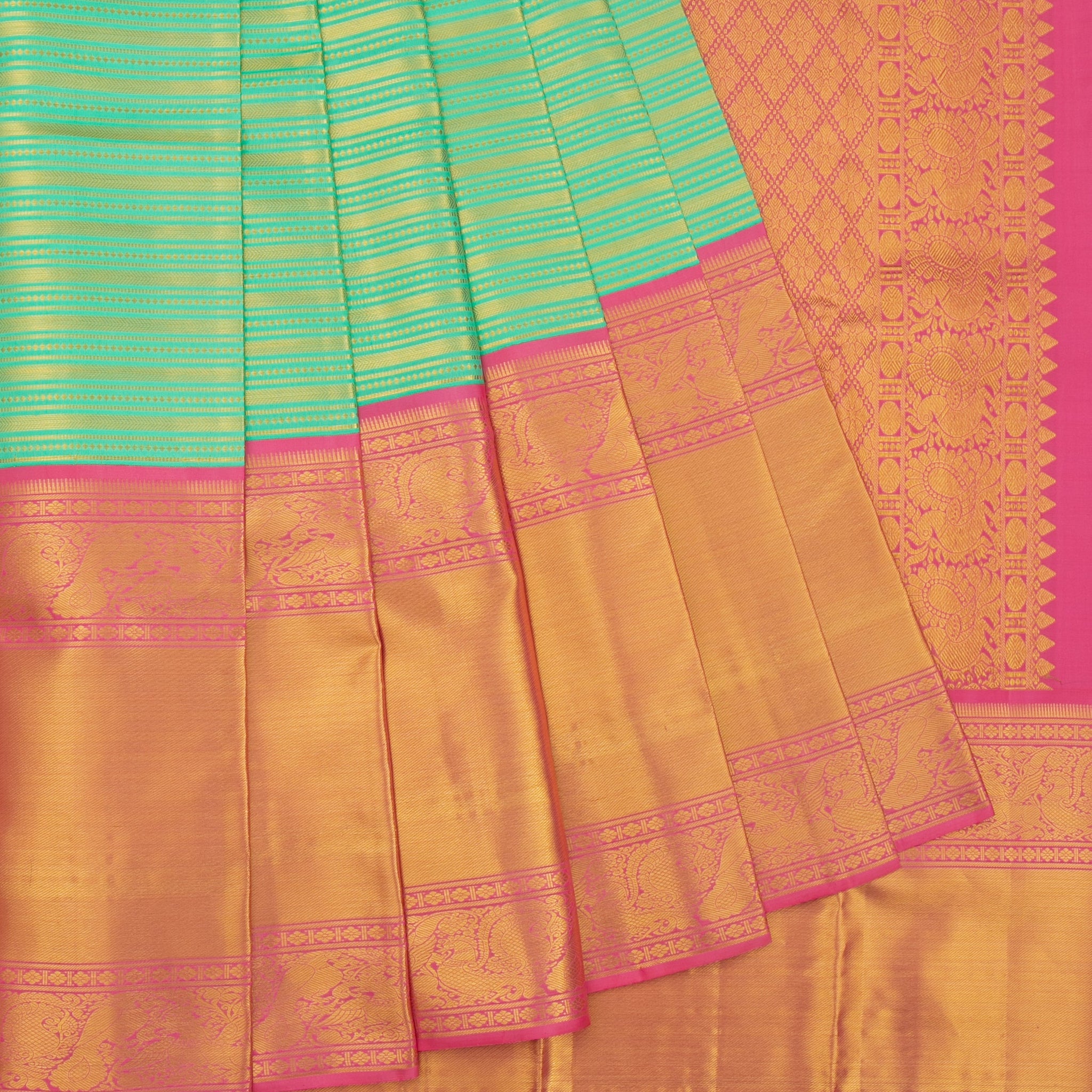 Parrot Green Kanchipuram Silk Saree