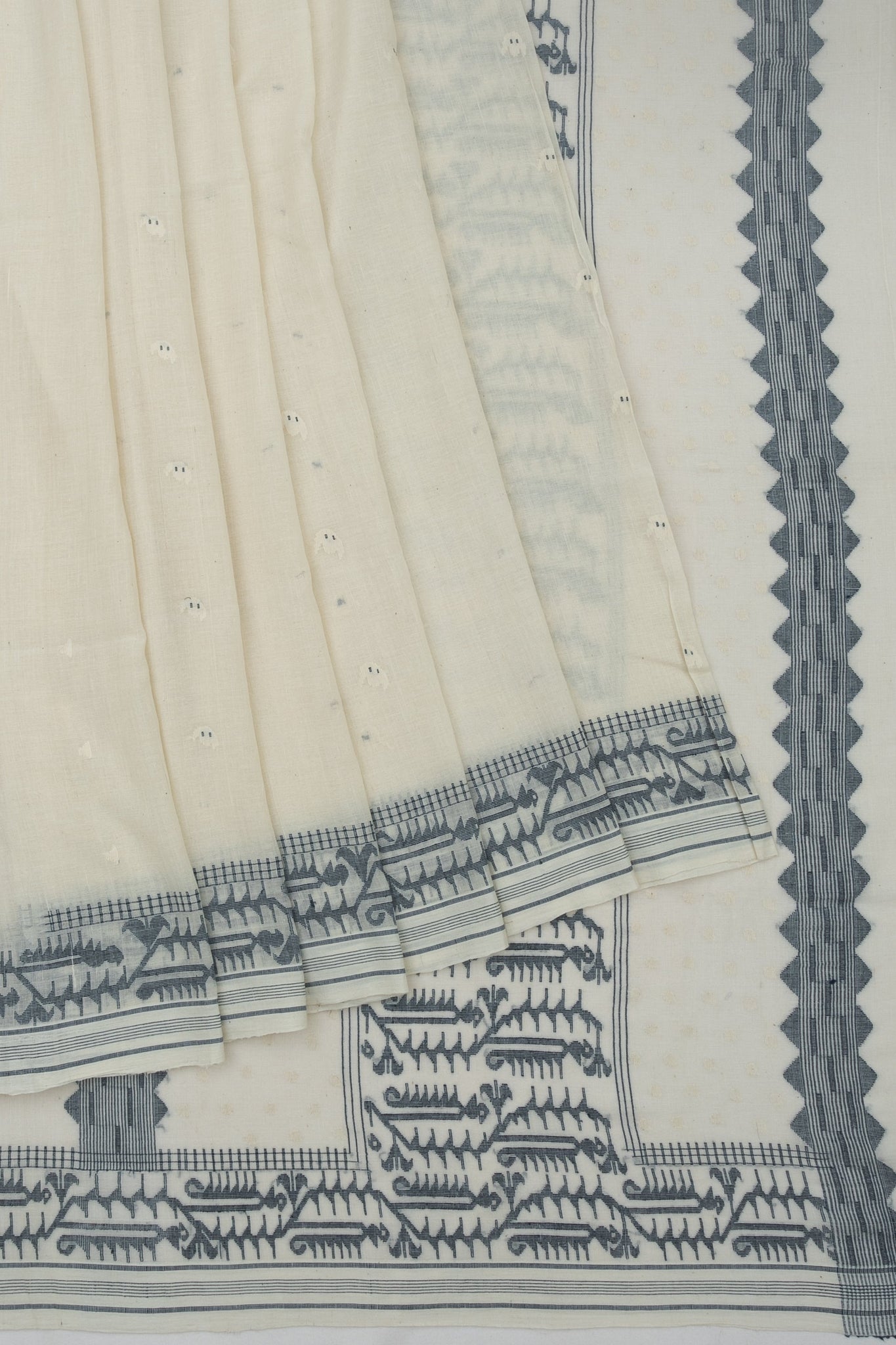 Off white Bengal Cotton Jamadani Saree