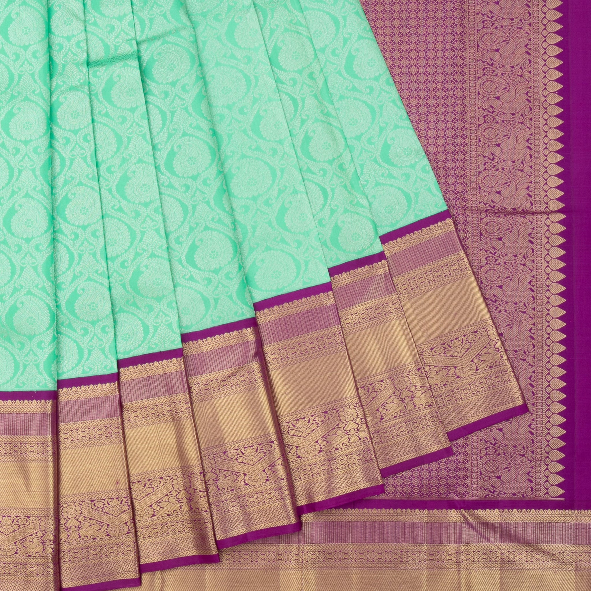 Parrot green Kanchipuram Silk Saree