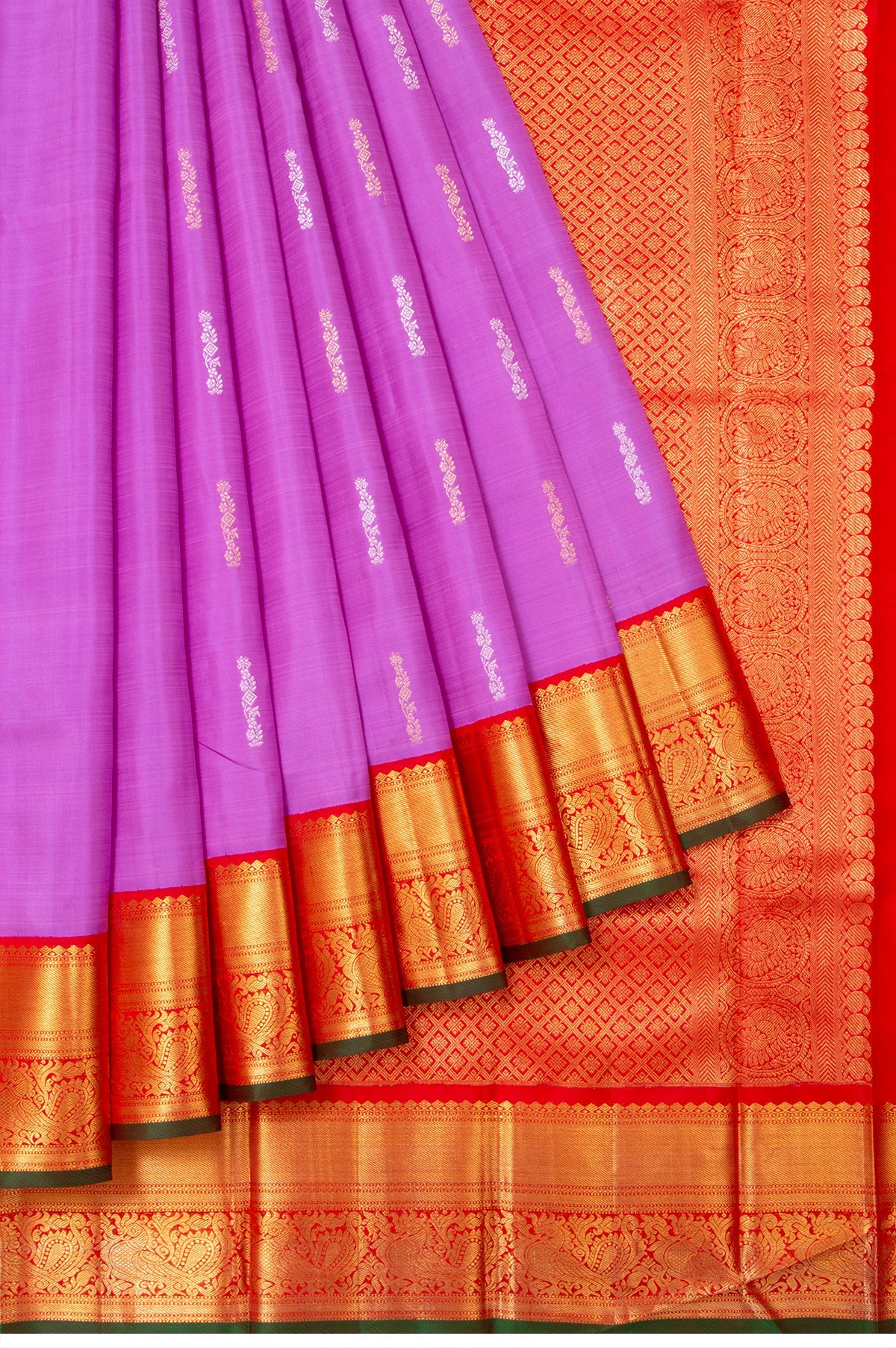 Lavender Kanchipuram Silk Saree with Kuttu Border and Red Blouse