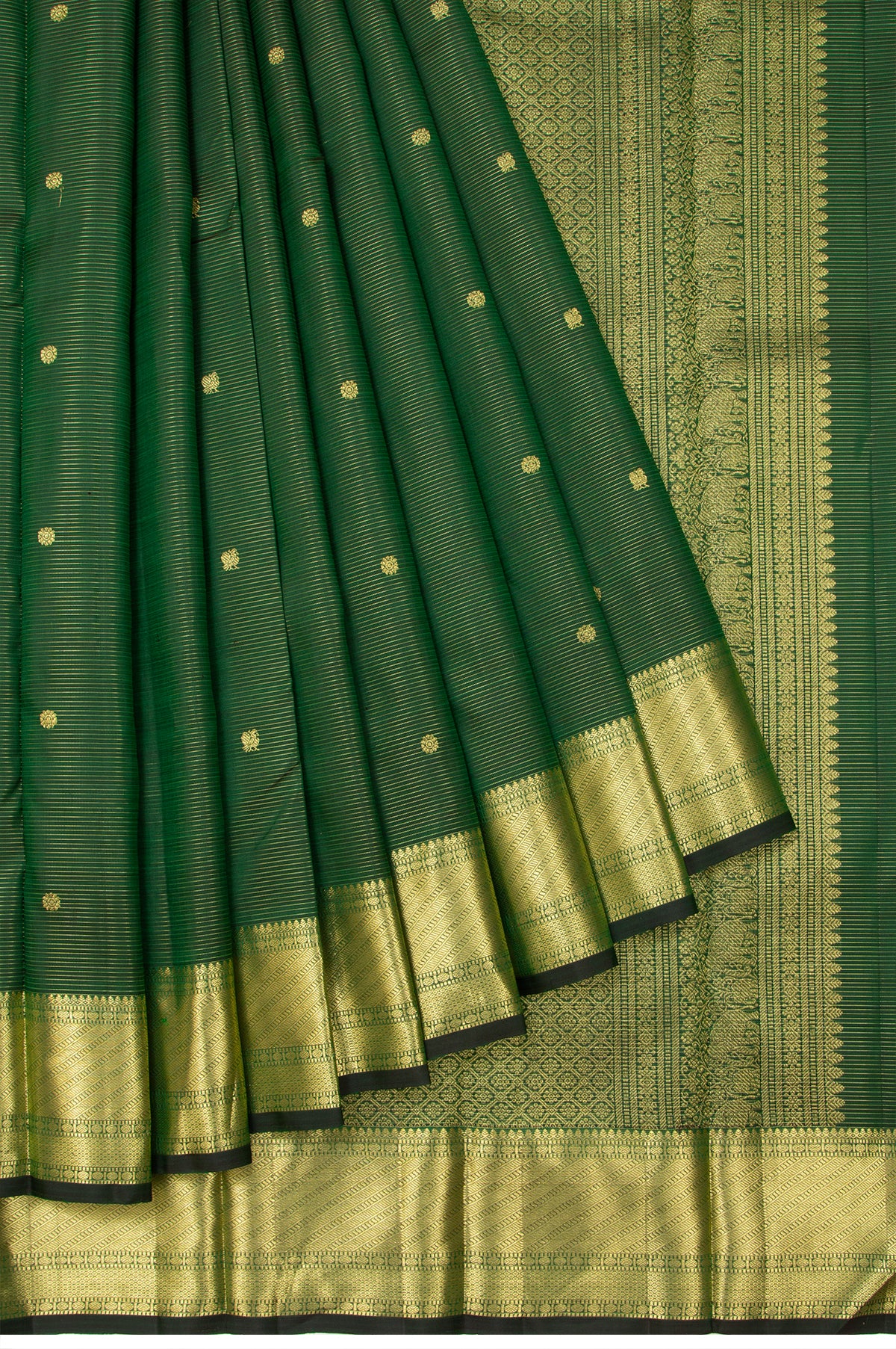 Green Vaira Oosi Kanchipuram Silk Saree with Yanai Motif Pallu