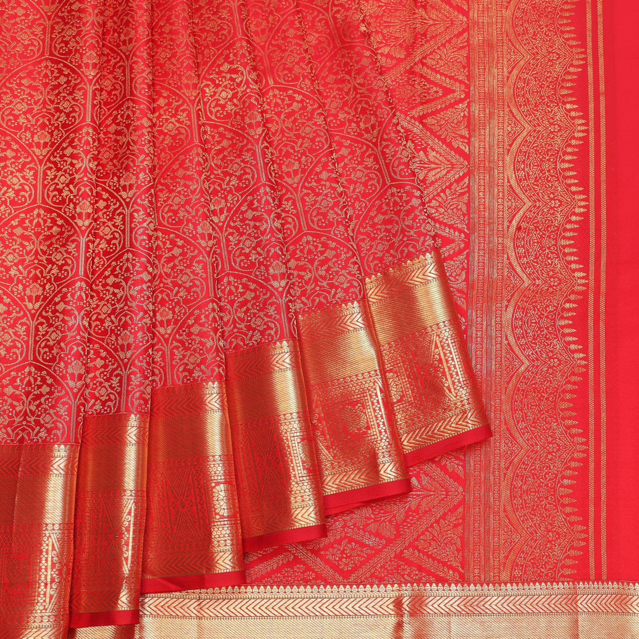 Red Kanchipuram Silk Saree with All Over Leaf Jaal Design