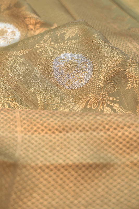 Mehendi Green Kanchipuram Silk Saree with Flower Motifs