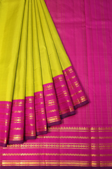 Parrot green Kanchipuram Silk Saree