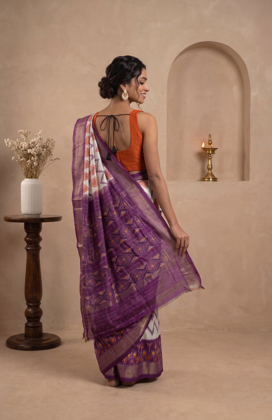 Cream Pochampally Ikat Silk Saree with Multicolour Wave Design