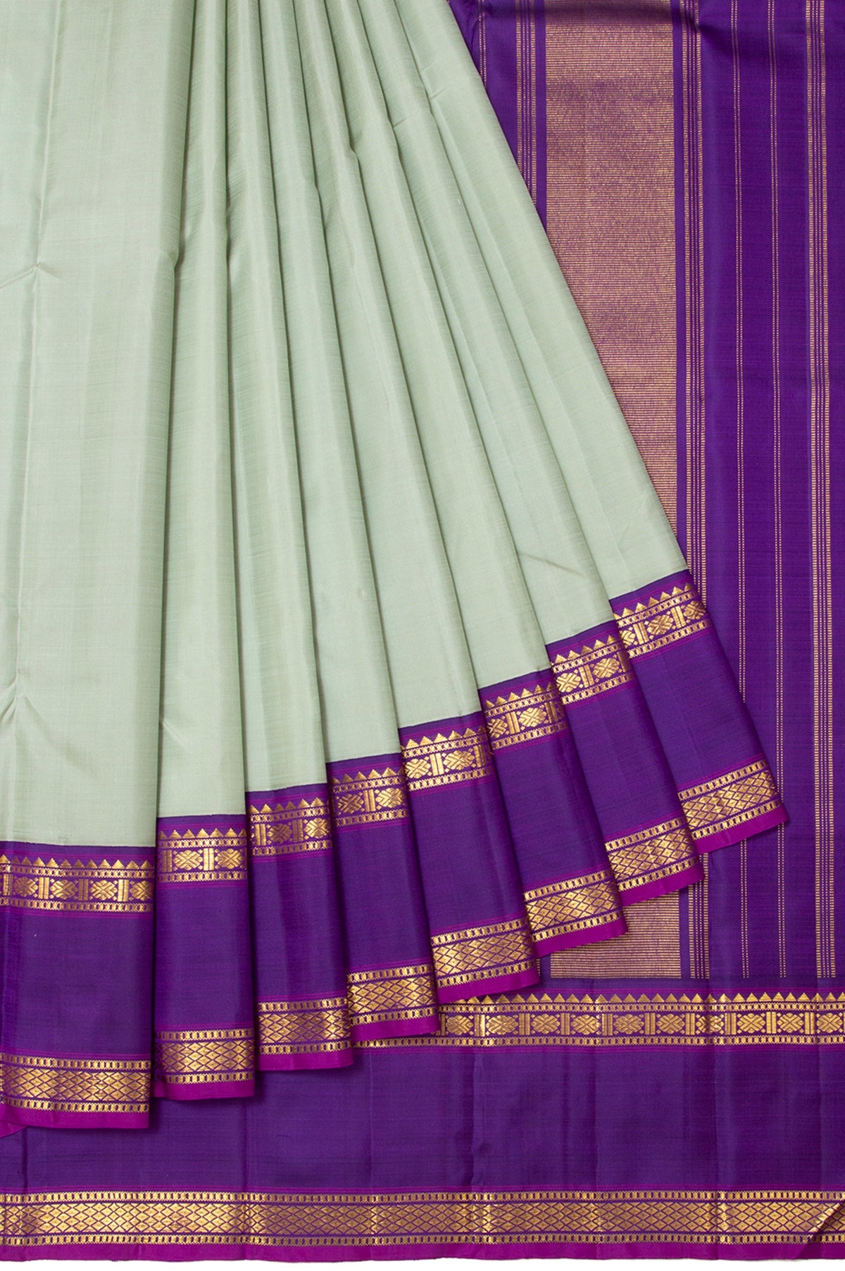 Green Kanchipuram Silk Saree with Kuttu Border