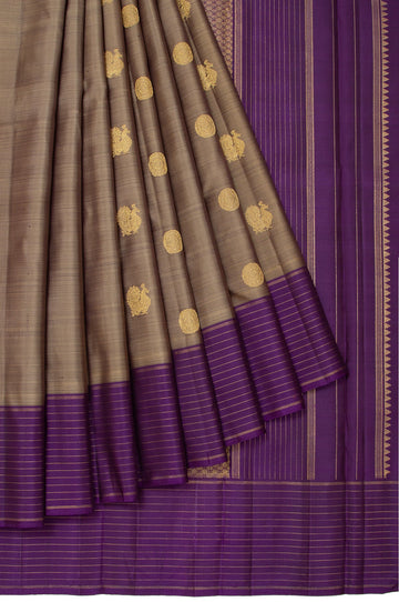 Mehendi Green Kanchipuram Silk Saree with Kaddi Stripes