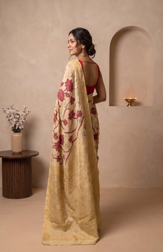 Cream Mangalagiri Georgette Saree with Hand-Painted Floral Motifs