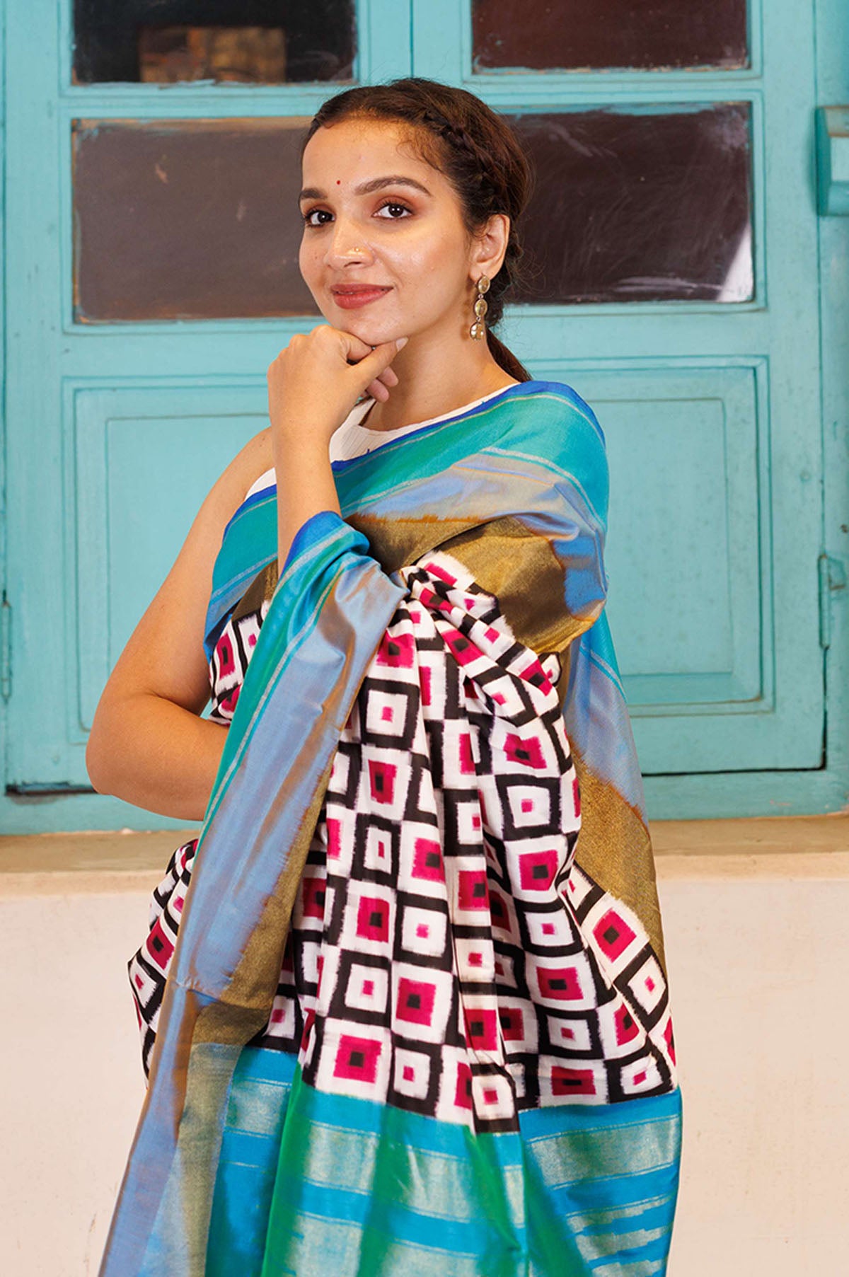 White and Blue Pochamally Ikat Silk Saree - Mavuri