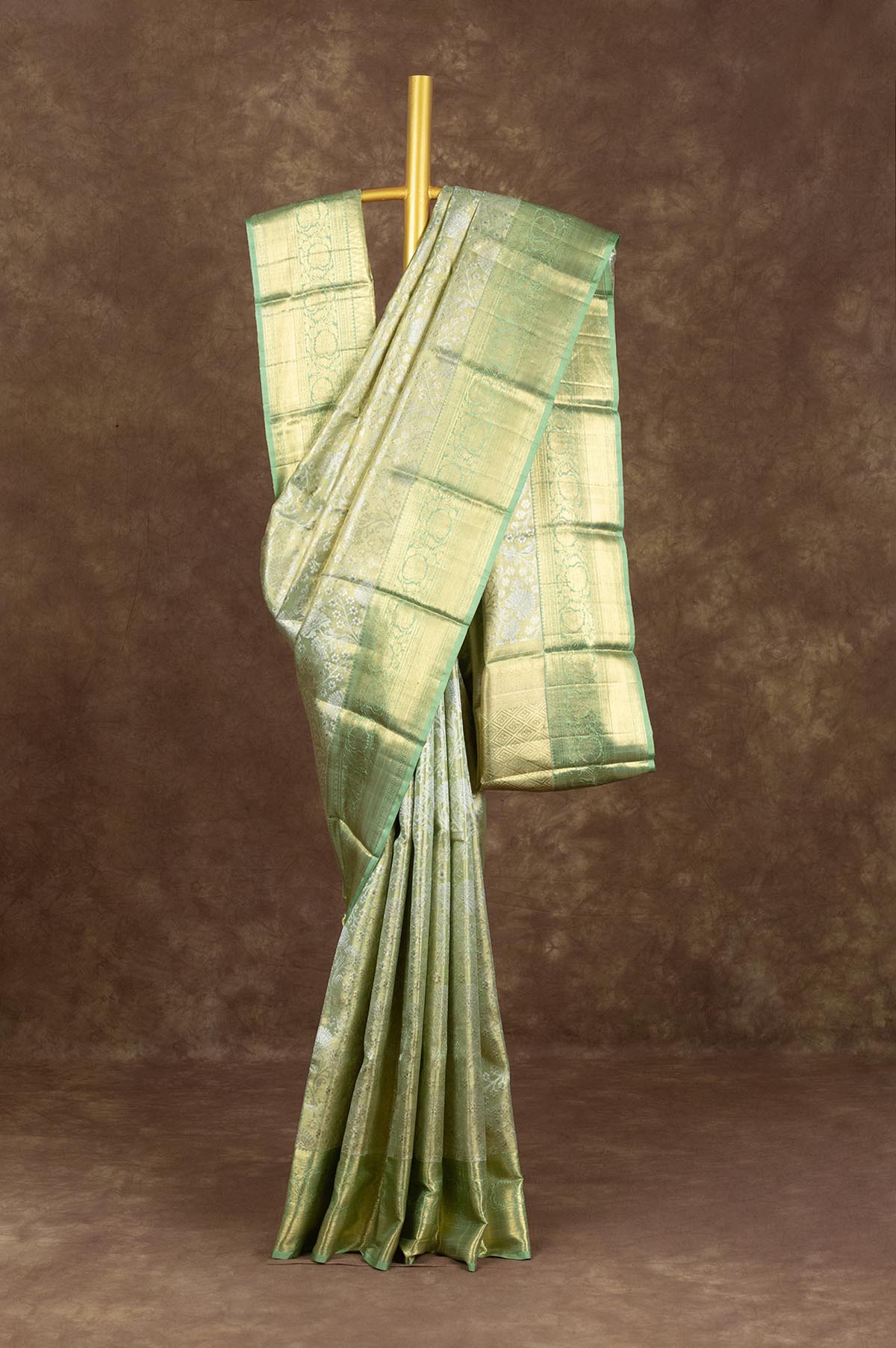 Aqua Green Kanchipuram Saree With Copper Borders