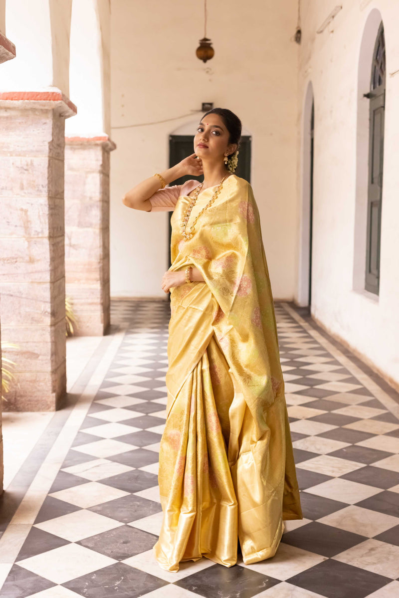 Gold Kanchipuram Silk Saree – Mavuris
