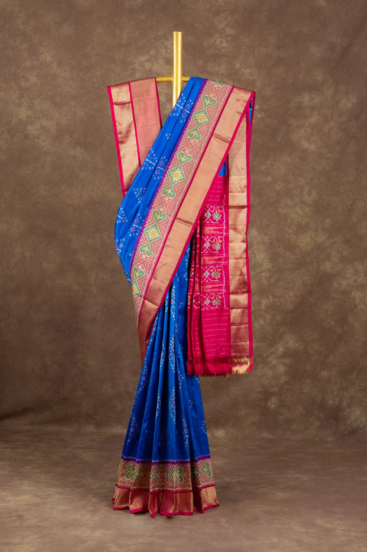 Kanchipuram Sarees - Buy Latest Kanchipuram Silk Sarees Online